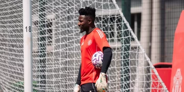 إصابة قوية للحارس أونانا تضع مانشستر يونايتد في مأزق قبل معسكر أمريكا