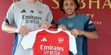 كاميرون إسماعيل يحقق حلمه ويوقّع عقده الاحترافي الأول مع أرسنال