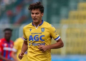 الأهلي يوافق على رحيل محمد ياسر إلى سيجما التشيكي ويتمسك بأحمد رضا