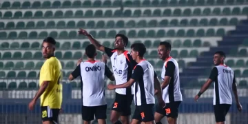 جون إدوارد يضع اللمسات الأخيرة على معسكر الزمالك بالعاصمة الإدارية