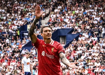 الهلال يدخل سباق التعاقد مع داروين نونيز بطلب من إنزاجي