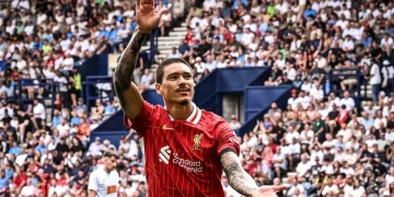 الهلال يدخل سباق التعاقد مع داروين نونيز بطلب من إنزاجي