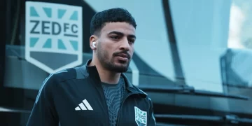 لتعويض إصابة مدافعه.. الزمالك يكثف مفاوضاته لضم محمد إسماعيل من زد