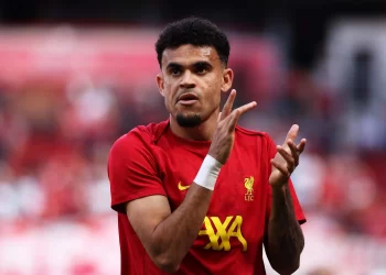 بايرن ميونخ يقدم عرضا رسميا لضم لويس دياز من ليفربول