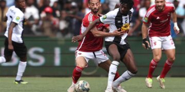 بعد استبعاده.. نجم الأهلي يقترب من قرار حاسم