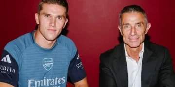 رسميا- أرسنال يعلن التعاقد مع السويدي فيكتور جيوكيريس