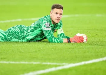 جراحة جديدة لتير شتيجن تُهدد موسم برشلونة