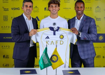 النصر السعودي يضم نجم تشيلسي السابق رسميًا