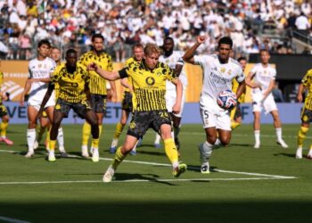 ريال مدريد ينتزع بطاقة نصف النهائي بعد فوز مثير على دورتموند