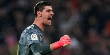 ماركا تؤكد.. ريال مدريد يجدد عقد كورتوا حتى صيف 2027