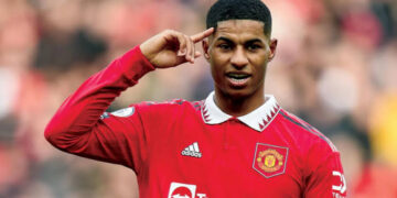 مقابل 30 مليون.. راشفورد يرتدي قميص برشلونة قريبًا