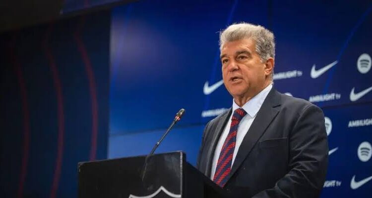 لابورتا يُغلق باب التعاقدات الصيفية ويعلن الاعتماد على شباب برشلونة