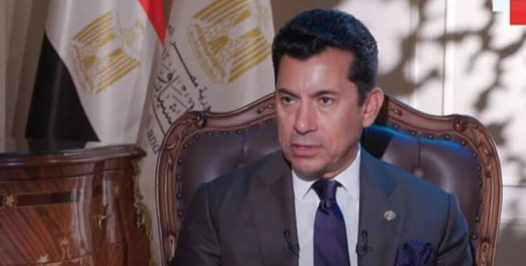 أشرف صبحي: نحقق في تجاوزات الأندية الضريبية ونتعاون مع الجهات الرقابية