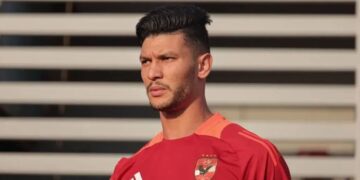 مصدر بالأهلي: أشرف داري مستمر مع الفريق ولا توجد عروض لرحيله