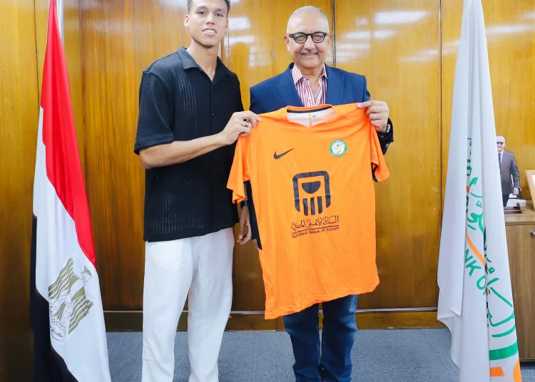 البنك الأهلي يضم “بن شرقي” 4 مواسم