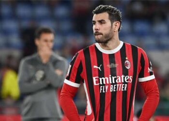 ثيو هيرنانديز يوقع للهلال لثلاث سنوات