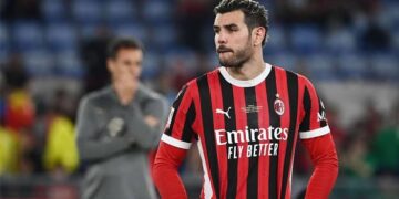 ثيو هيرنانديز يوقع للهلال لثلاث سنوات