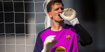 أزمة في حراسة مرمى برشلونة.. النادي يعتمد على حارسين غير مسجلين