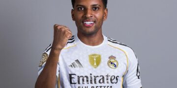 ليفربول يضع رودريجو على رأس أولوياته.. ومستقبل لويس دياز يحدد مصير الصفقة