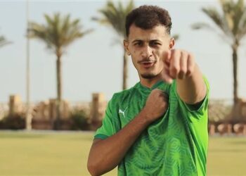 المصري يعلن ضمه لاعب خط وسط الأهلي