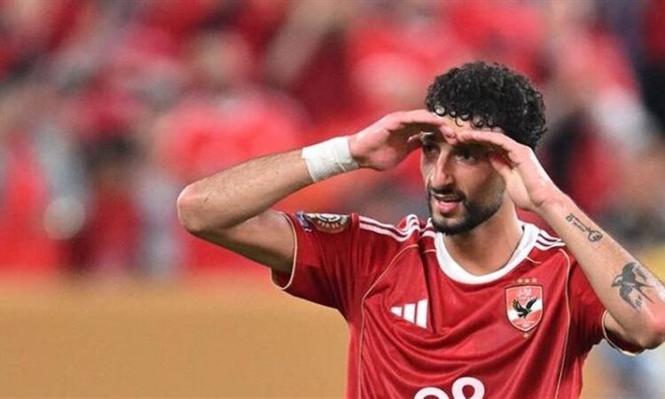 مهيب عبد الهادي يكشف حقيقة عروض وسام أبو علي.. وموقف اللاعب