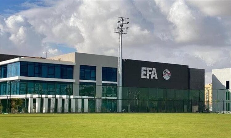 اتحاد الكرة يعلن التشكيل الجديد للجنة الحكام برئاسة أوسكار رويز