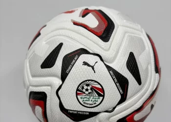 توزيع 2600 كرة رسمية علي الأندية المشاركة في الدوري المصري