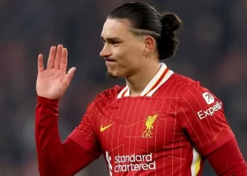 داروين نونيز يدرس عرضًا تاريخيًا من الهلال السعودي