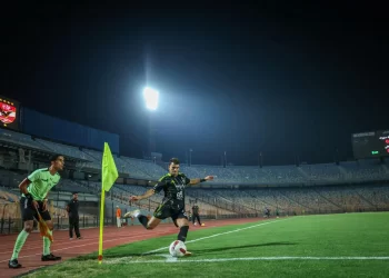 والد زيزو يهدد باللجوء للفيفا ضد الزمالك