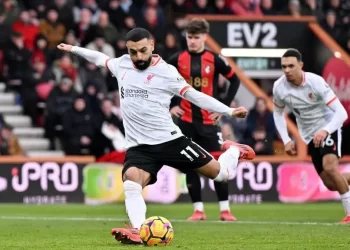 صلاح يبدأ رحلة الدفاع عن اللقب بمواجهة بورنموث