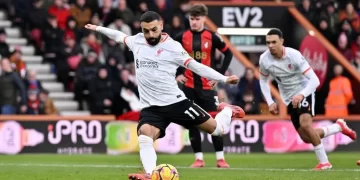 صلاح يبدأ رحلة الدفاع عن اللقب بمواجهة بورنموث