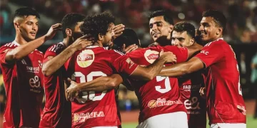 إصابة مرعي تربك حسابات الأهلي الدفاعية قبل لقاء المحلة