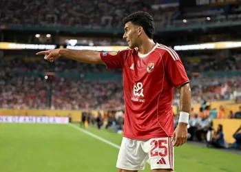 غيابات مؤثرة تضرب الفريقين قبل صدام الأهلي وبيراميدز