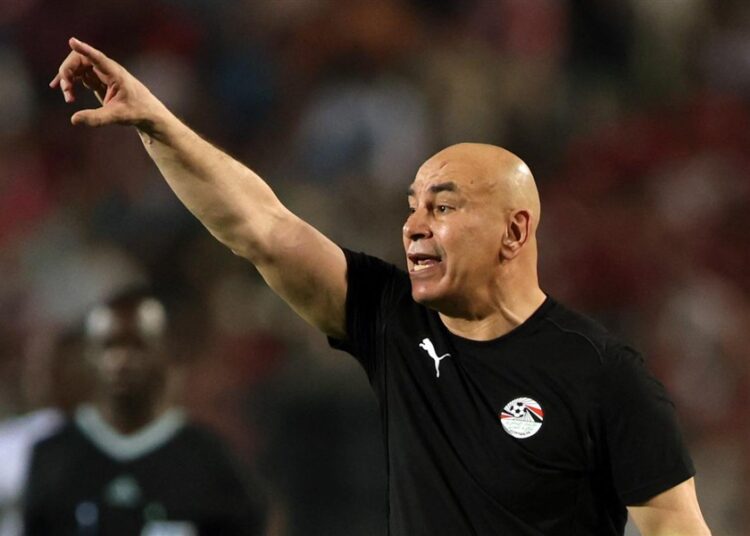 الونش وبيكهام وعبد المجيد ينضمون لمعسكر منتخب مصر لمواجهتي الحسم