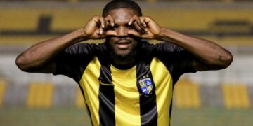 المقاولون العرب يضم بنجامين أكور