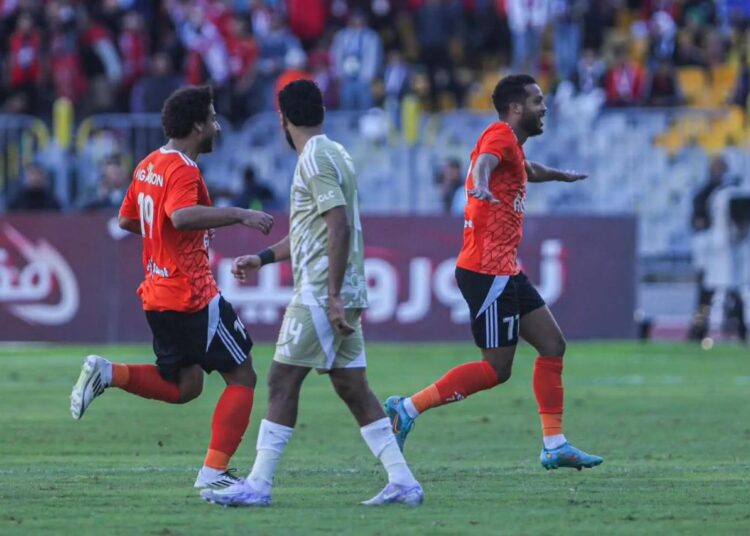 قبل مواجهة الليلة.. تاريخ مواجهات الأهلي وفاركو بالأرقام