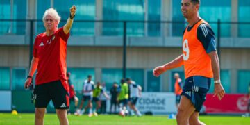 بعد ودية تولوز.. خيسوس يقرر استبعاد أيمن يحيى