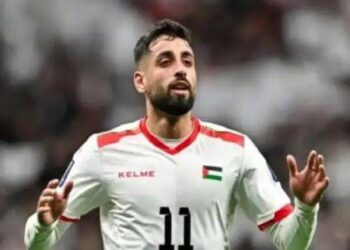 عدي الدباغ يظهر في الصورة لحل أزمة القيد بالزمالك