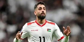 عدي الدباغ يظهر في الصورة لحل أزمة القيد بالزمالك