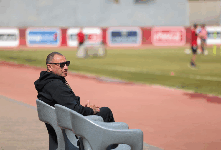 جلسة طارئة داخل الأهلي لحسم مستقبل الجهاز الفني