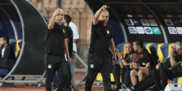 منتخب مصر يراقب حالة إمام عاشور قبل إعلان قائمة معسكر أكتوبر