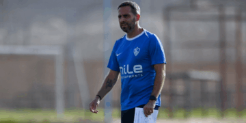 فيريرا يطالب بصرف مستحقات لاعبي الزمالك قبل القمة أمام الأهلي