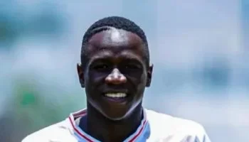 بارون أوشينج مهدد بالإيقاف الدولي بسبب أزمة تعاقدية.. والزمالك يتحرك قانونيًا