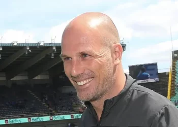 بعد إقالة ريبيرو.. المدرب البلجيكي فيليب كليمنت يرفض عرضًا لتدريب الأهلي