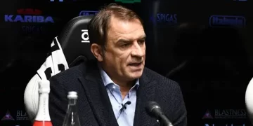 ليوناردو سيمبليسي يدخل دائرة ترشيحات الأهلي لخلافة ريبيرو