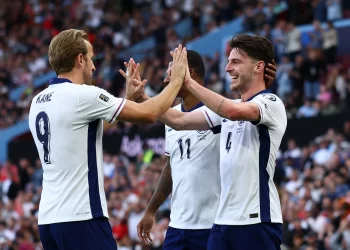 إنجلترا تهزم أندورا بثنائية نظيفة وتواصل صدارة المجموعة الحادية عشرة في تصفيات كأس العالم 2026