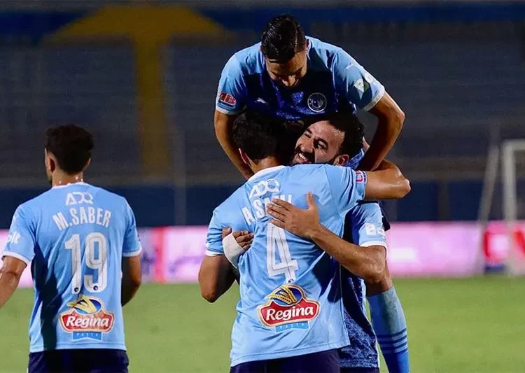 الفيفا يعلن طاقم تحكيم عربي لمواجهة بيراميدز وأوكلاند