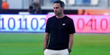 أخطاء فيريرا التكتيكية تضعه تحت المجهر بعد خسارة القمة أمام الأهلي