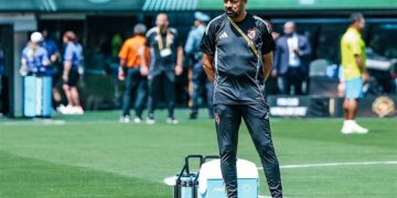 الأهلي يُعلن تشكيل الجهاز الفني المؤقت بقيادة النحاس