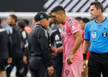 عقوبات صارمة على سواريز وبوسكيتس بعد أحداث نهائي كأس الدوريات